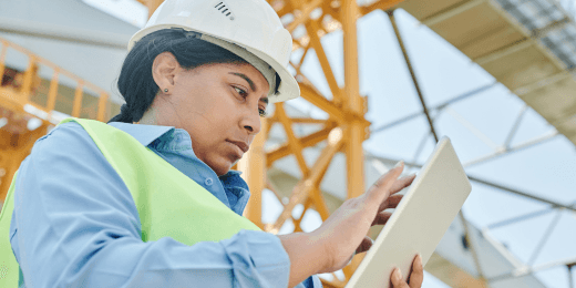 Safety officer using a bowtie analysis
